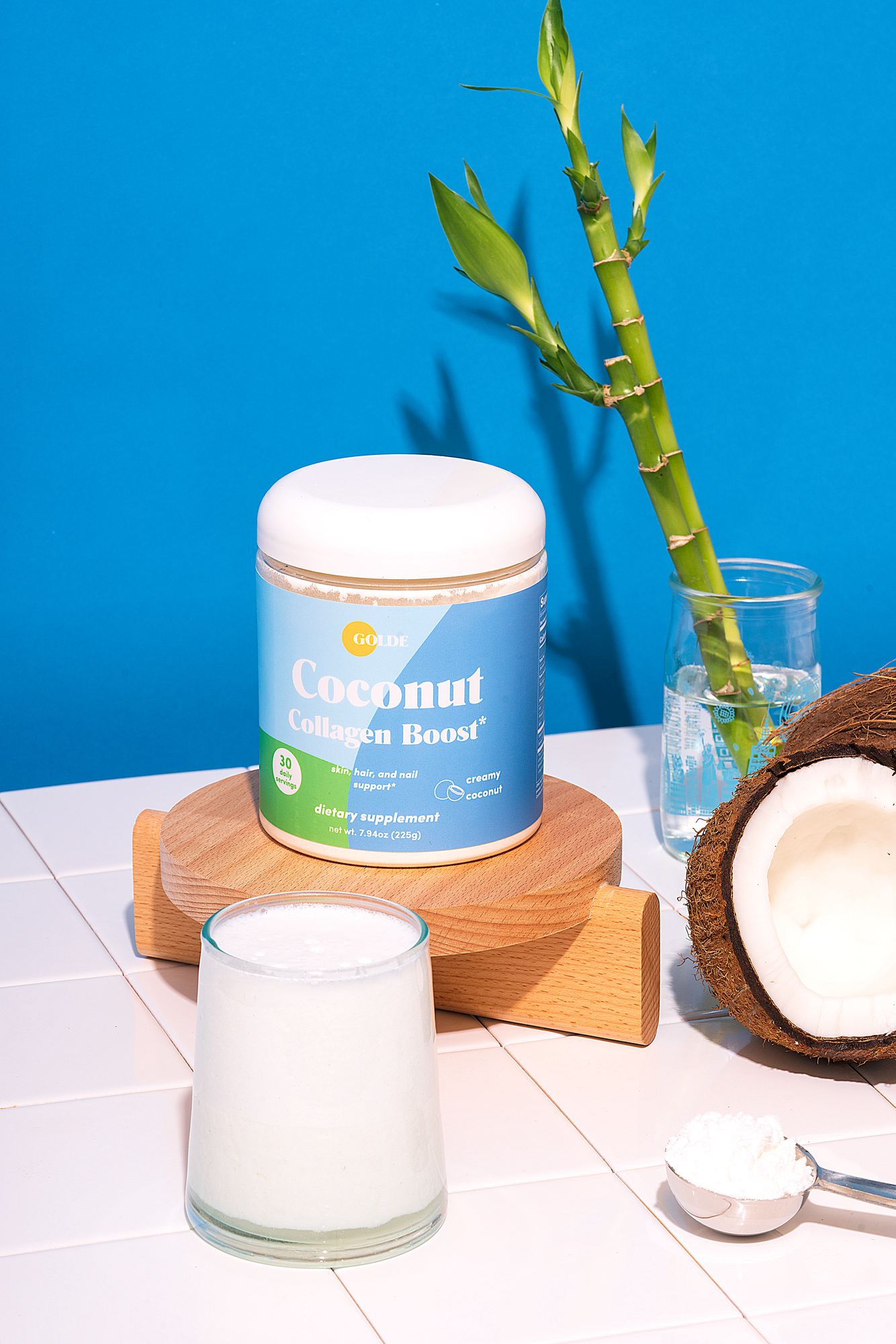 https://golde.co/cdn/shop/articles/Coconut_Collagen_Boost_IKH05360_1334x2000.png?v=1622213659